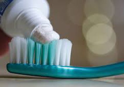 مادة الفلوريد.. بين الفائدة والأسطورة