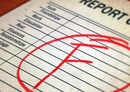 رسوب جماعي لفصل كامل من المتفوقين بمدرسة مصرية.. والسبب!