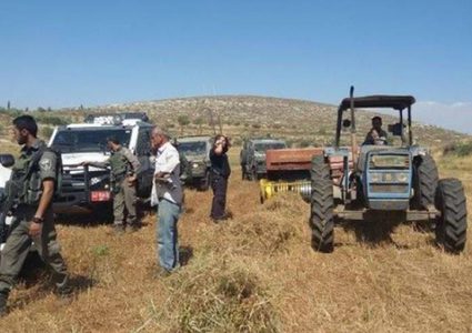 الاحتلال يستولي على سيارة وجرار لجمع النفايات شرق نابلس