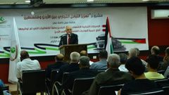 خبير اقتصادي يتحدث عن مشروع الطاقة والتبادل التجاري