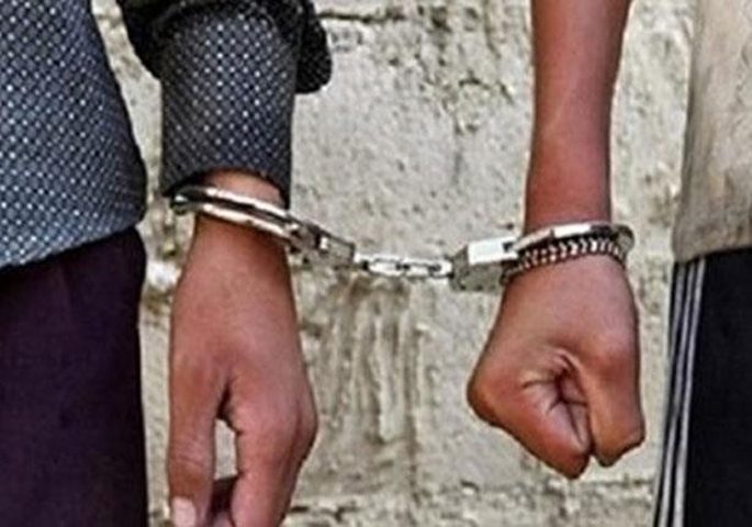 الشرطة تلقي القبض على لصين سرقا أموالاً ومصاغاً ذهبياً بنابلس