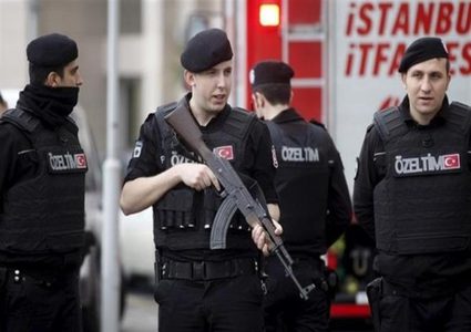 تركيا.. إيقاف 55 شخصا بتهمة تهريب البشر