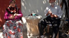 أغرب طاولة قهوة في العالم
