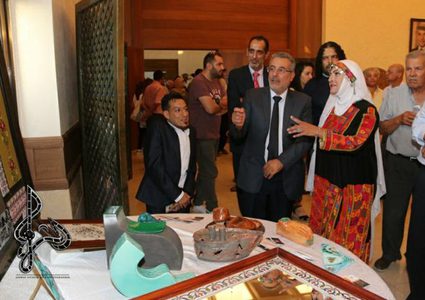 "حكاية فن" معرض تراثي فلسطيني في عمّان