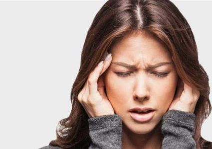 أطعمة تحفز الصداع