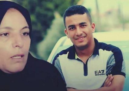 الاحتلال يمنع شقيقة الشهيد نعالوة من زيارة والدتها