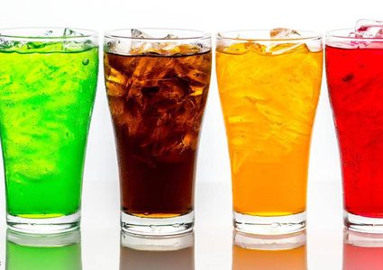 عصائر الفاكهة قد تزيد مخاطر الإصابة بالسرطان