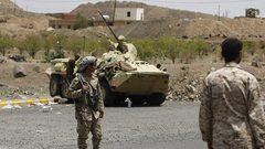 الجيش اليمني يسقط طائرة استطلاع لـ"أنصار الله" شمال تعز