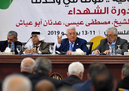 الرئيس عباس: "صفقة القرن" انتهت وستفشل كما فشلت "ورشة المنامة"