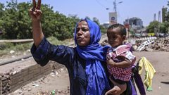 كيف تعامل الجيش السوداني مع المرأة في الاحتجاجات الشعبية؟