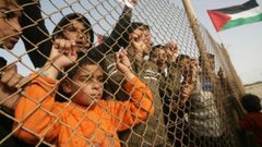 تقرير: مركز حقوقي يدعو المجتمع الدولي لإنهاء حصار غزة بشكل عاجل