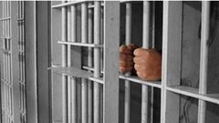 أسير فلسطيني يدخل عامه ال19 في سجون الاحتلال