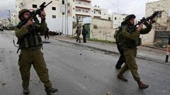 اصابة مواطنين واعتقال آخرين في تقوع ومخيم الدهيشة