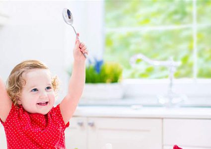 طرق من أجل عظام أقوى لطفلك