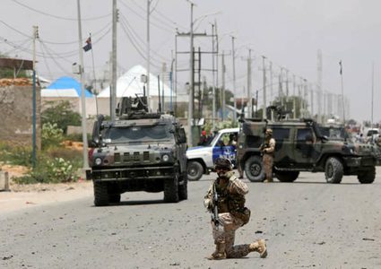 انفجار واشتباكات بالصومال خلال اجتماع شيوخ ونواب