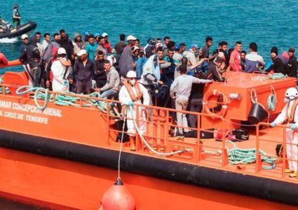 البحرية المغربية تنقذ عشرات المهاجرين في المتوسط