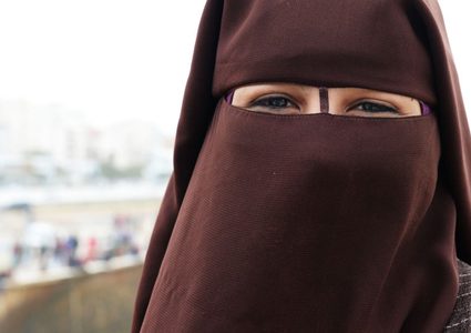 تونس تعدل موقفها من منشور منع النقاب بعد جدل واسع