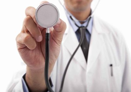 لماذا يحدث ارتفاع ضغط الدم عند رؤية الطبيب ؟