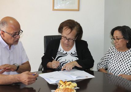 طاقم شؤون المرأة يوقع اتفاقية تعاون