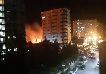 اندلاع حريق ضخم في العاصمة السورية دمشق