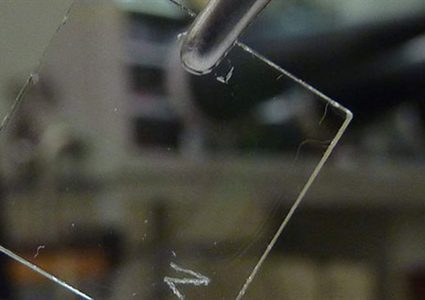 تطوير قطعة زجاج مزودة بذكاء اصطناعي للتعرف على الأرقام