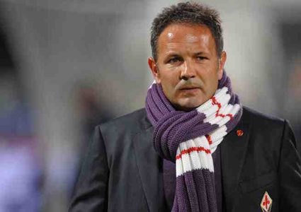 أسطورة الركلات الحرة مصاب بالسرطان