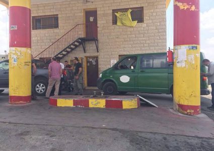 رام الله: إخطار سبع محطات وقود لعدم توفر شروط الوقاية
