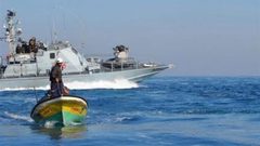الاحتلال يسلم قوارب ومعدات خاصة بالصيادين في غزة