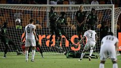 الجزائر تبلغ نهائي أمم إفريقيا بفوز قاتل على نيجيريا