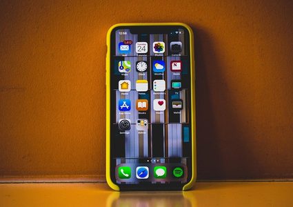 الكشف عن أسعار ومواصفات هواتف "آيفون" القادمة