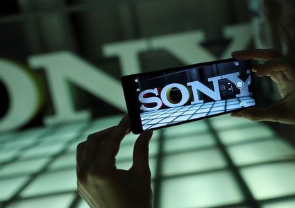 "سوني" تطلق هاتفا أنيقا بقدرات مميزة
