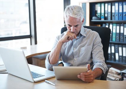 الجلوس لمدة طويلة يهدد بكوارث صحية خطيرة!