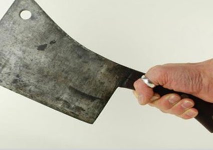 مدرس مصري يرتكب مذبحة.. قتل زوجته وأطفاله الأربعة