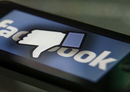 تعطل تطبيقات "فيسبوك" بمعدل أعلى هذا العام !