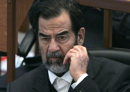 صدام حسين يعود إلى الشارع العراقي وهتافات تطالب بالعودة لزمنه