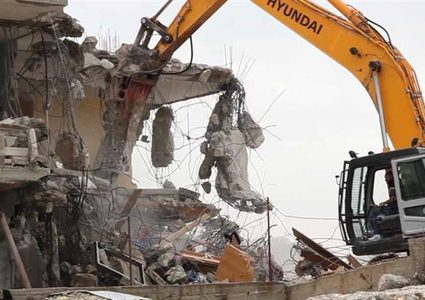 استمرار الفعاليات الرافضة لقرار الاحتلال هدم 100 شقة في صور باهر