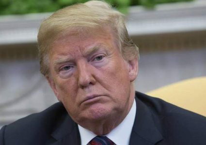 قرار يدين "التعليقات العنصرية" لترامب