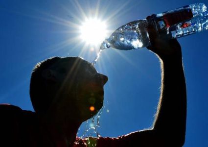 "الصحة" تنشر إرشادات للتعامل مع الأجواء الحارة اليوم