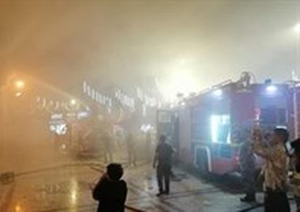 حريق يلتهم المسجد الحسيني التاريخي في الأردن