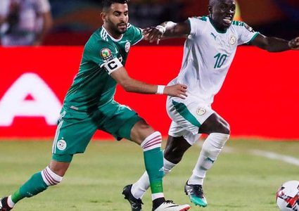 "خطوة ناقصة" تحفز مدرب السنغال في مواجهة الجزائر