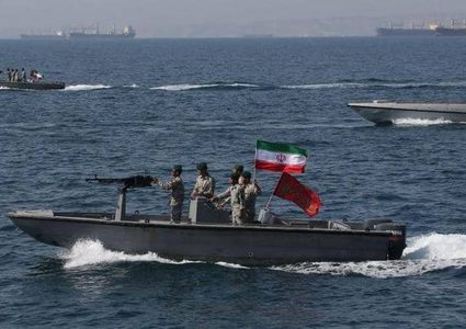 إيران تحتجز ناقلة نفط بريطانية في مضيق هرمز