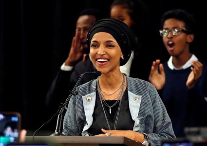 إلهان عمر : ترامب "فاشي"