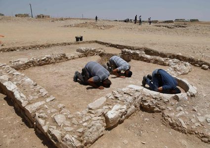 اكتشاف بقايا مسجد عمره 1200 عام في صحراء النقب