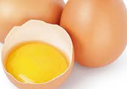 البيض لإزالة البقع