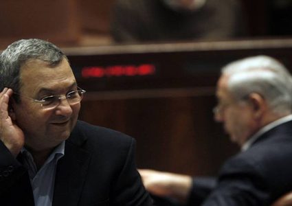 باراك: تحالف حزبي "العمل" و"غيشر" يضر بفرص إسقاط نتنياهو