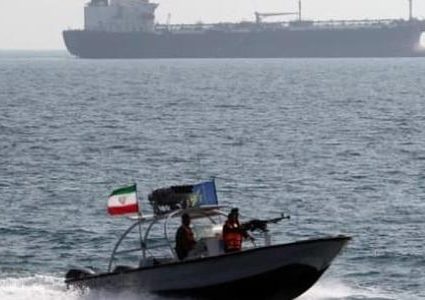 ايران تحتجز ناقلتي نفط بريطانيتين