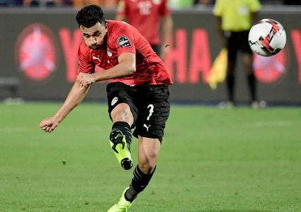 اتفاق على ضم تريزيغيه نجم الفراعنة إلى "البريميرليغ"