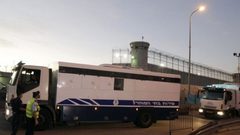 تحذير من تفاقم الوضع الصحي للأسيرين أبراش وأبو خرج