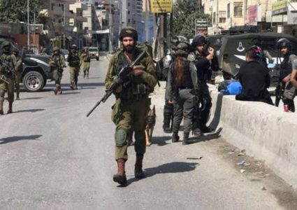قوات الاحتلال تفرض حصارا مشددا على واد الحمص