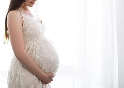 طرق العلاج من تورّم القدمين في الشهر الخامس